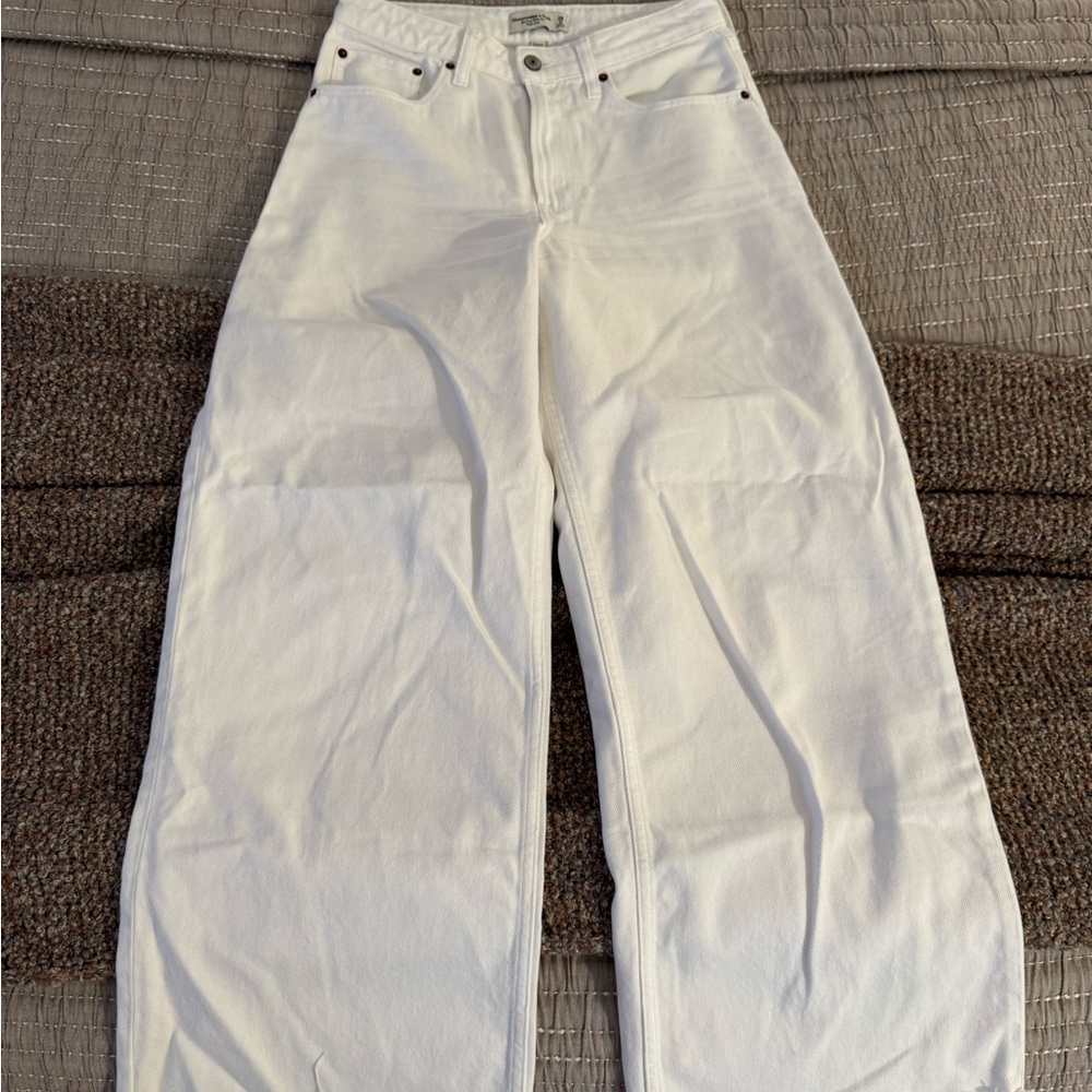 Abercrombie & Fitch Curve Love White Cropped Flare Jeans
